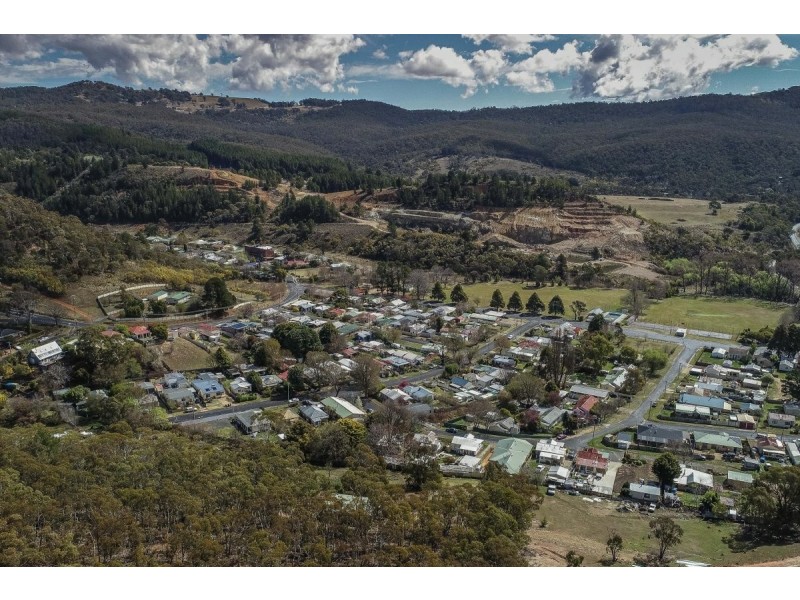 7 Kurrajong Street, Captains Flat NSW 2623