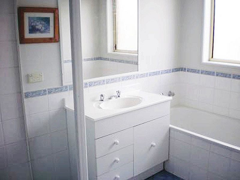 9/6 Mowatt Street, Queanbeyan NSW 2620