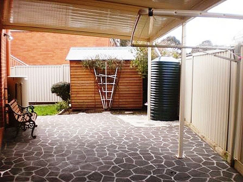 9/6 Mowatt Street, Queanbeyan NSW 2620