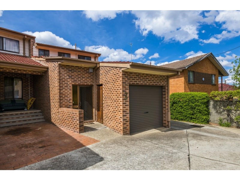 3/7 Adams Street, Queanbeyan NSW 2620