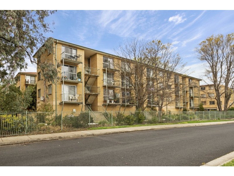 15/1 Mowatt Street, Queanbeyan NSW 2620