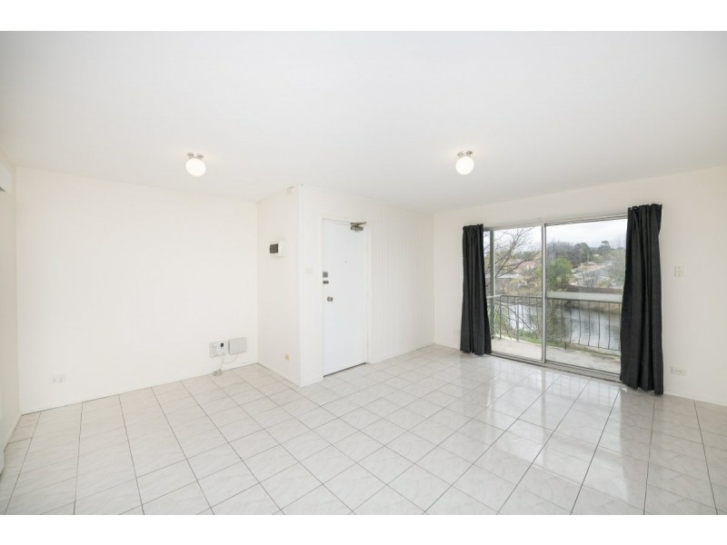 15/1 Mowatt Street, Queanbeyan NSW 2620