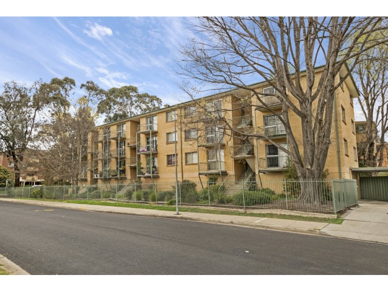 15/1 Mowatt Street, Queanbeyan NSW 2620