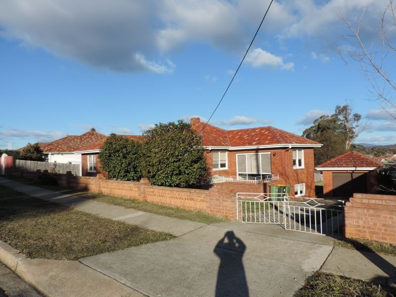 10 Blackall Avenue, Booroomba ACT 2620