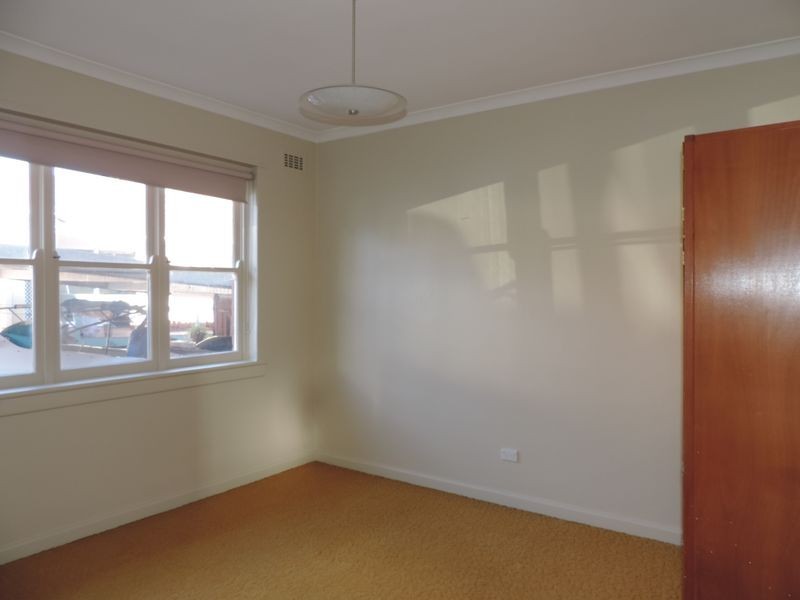 10 Blackall Avenue, Booroomba ACT 2620