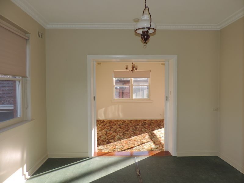 10 Blackall Avenue, Booroomba ACT 2620