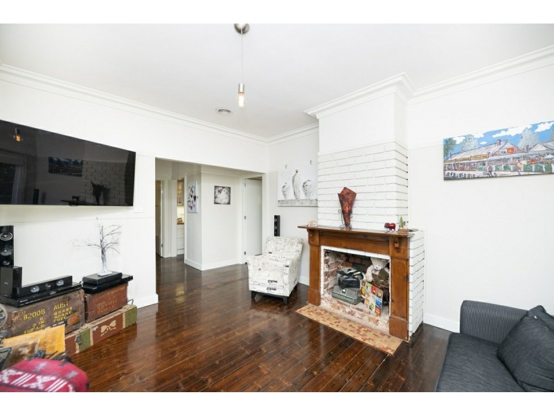 34 Cooma Street, Queanbeyan NSW 2620