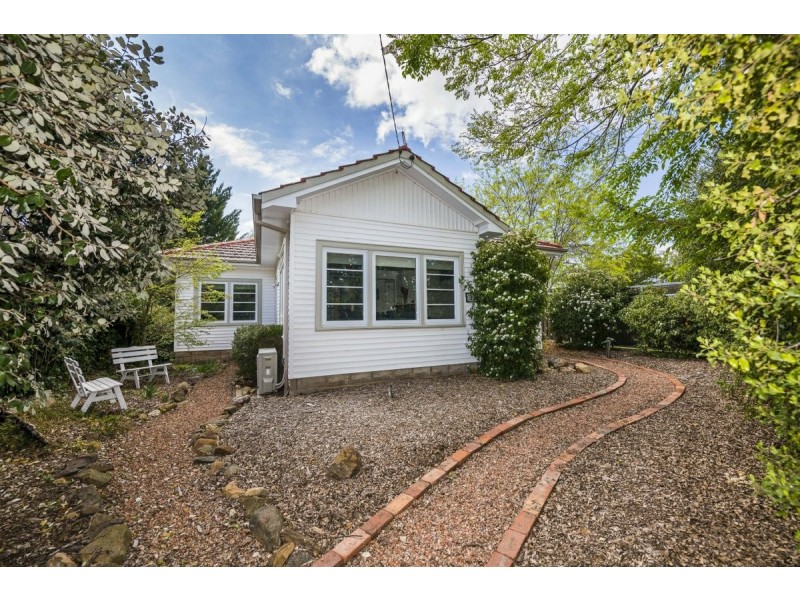 34 Cooma Street, Queanbeyan NSW 2620