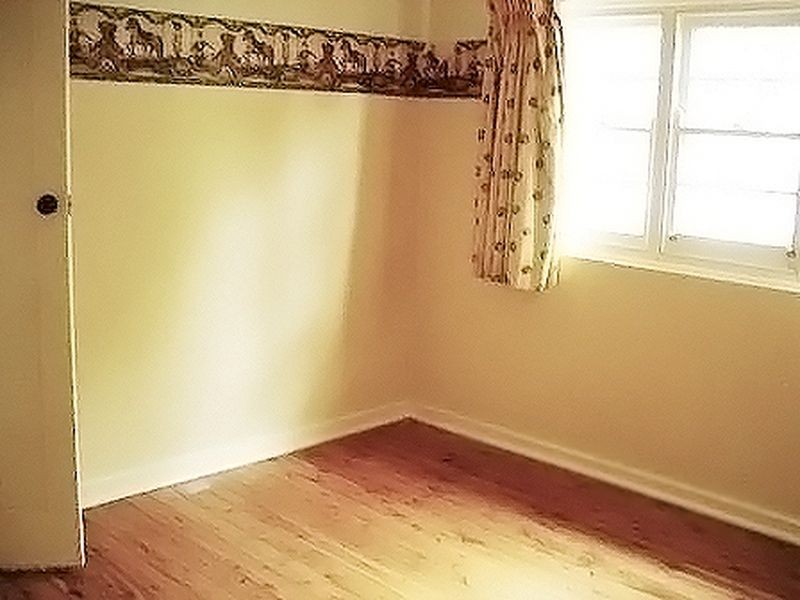 12 Uriarra Road, Queanbeyan NSW 2620