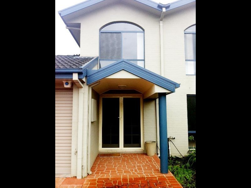 20 Bayside Court, Jerrabomberra NSW 2619