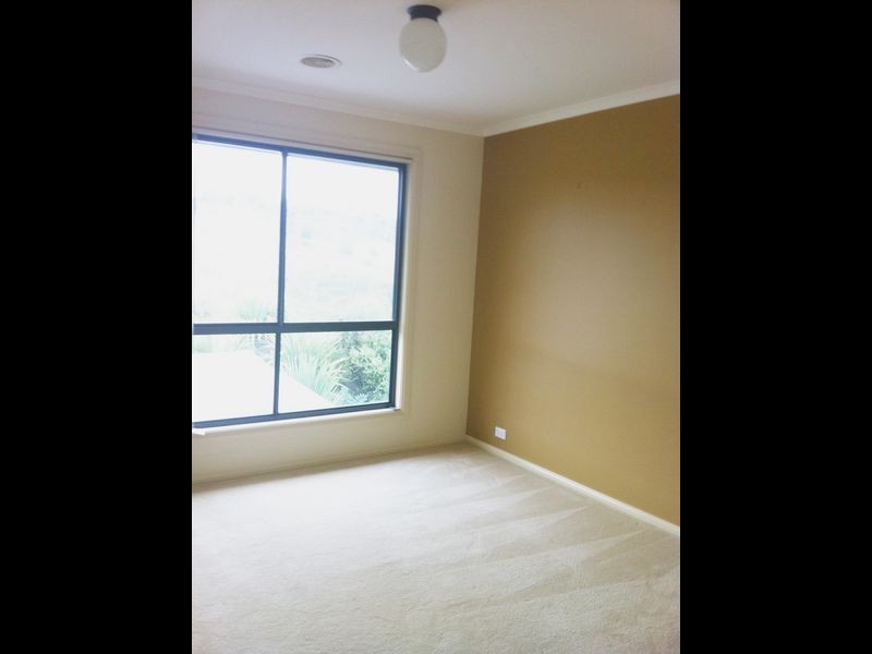 20 Bayside Court, Jerrabomberra NSW 2619