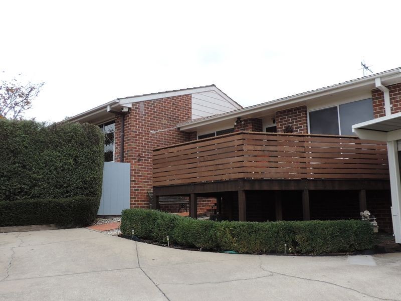 2/22 Delmar Crescent, Karabar NSW 2620