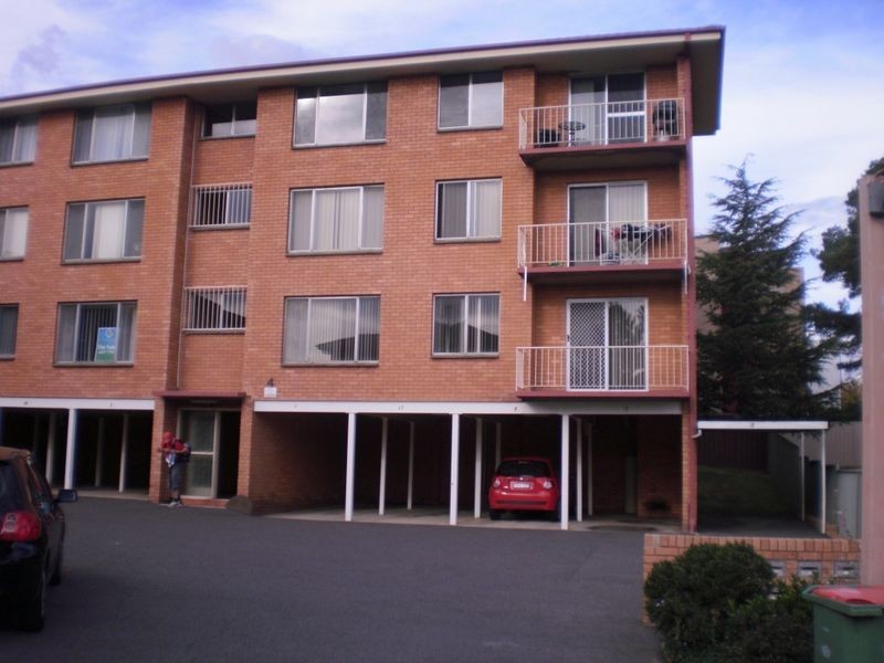 2/4 Velacia Place, Booroomba ACT 2620