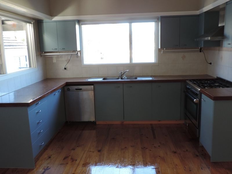 106 Ross Road, Queanbeyan NSW 2620