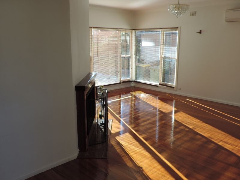 106 Ross Road, Queanbeyan NSW 2620