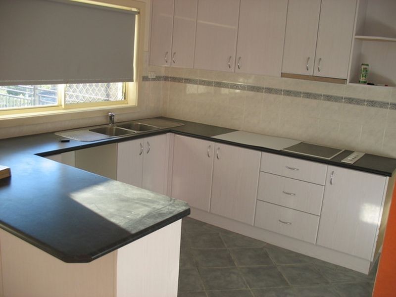 18 Magnolia Close, Jerrabomberra NSW 2619