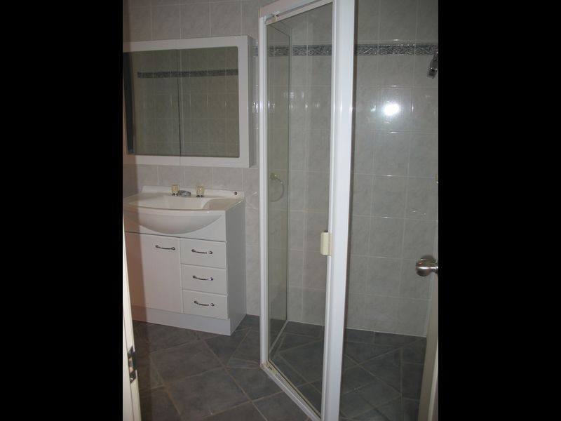 18 Magnolia Close, Jerrabomberra NSW 2619