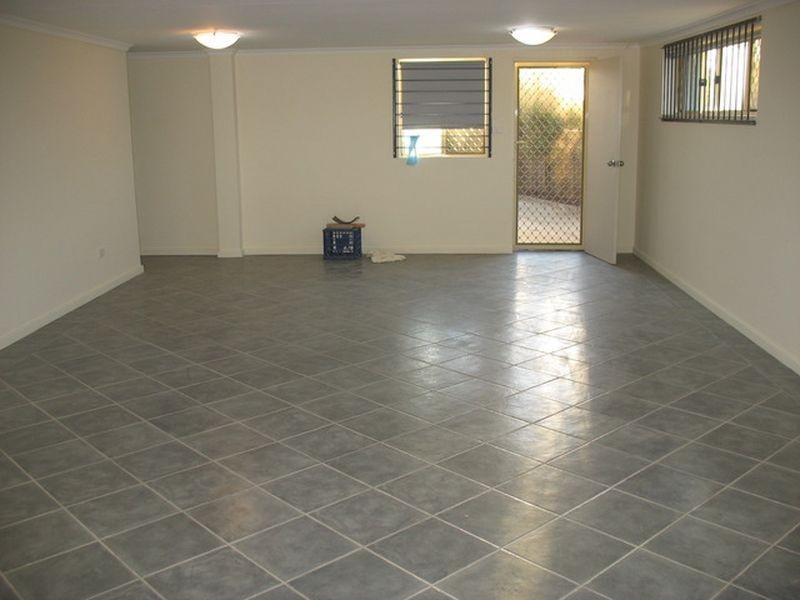 18 Magnolia Close, Jerrabomberra NSW 2619