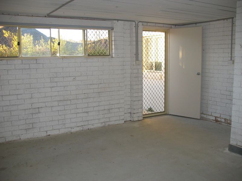 18 Magnolia Close, Jerrabomberra NSW 2619