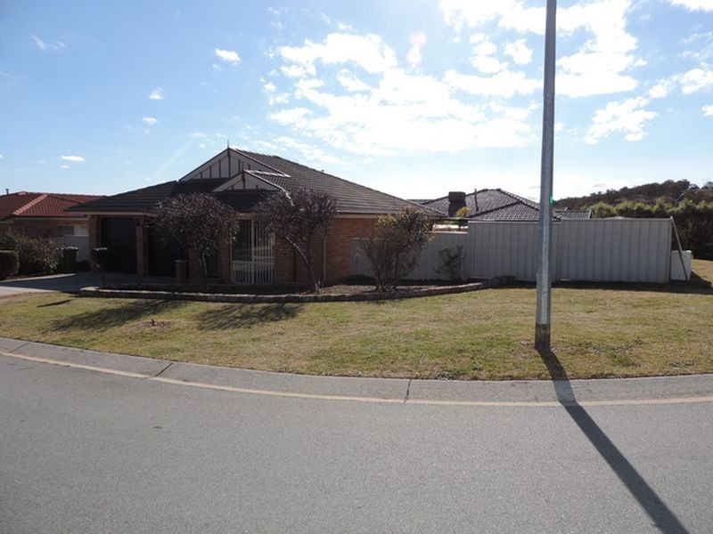 36 Thomas Royal Gardens, Queanbeyan NSW 2620