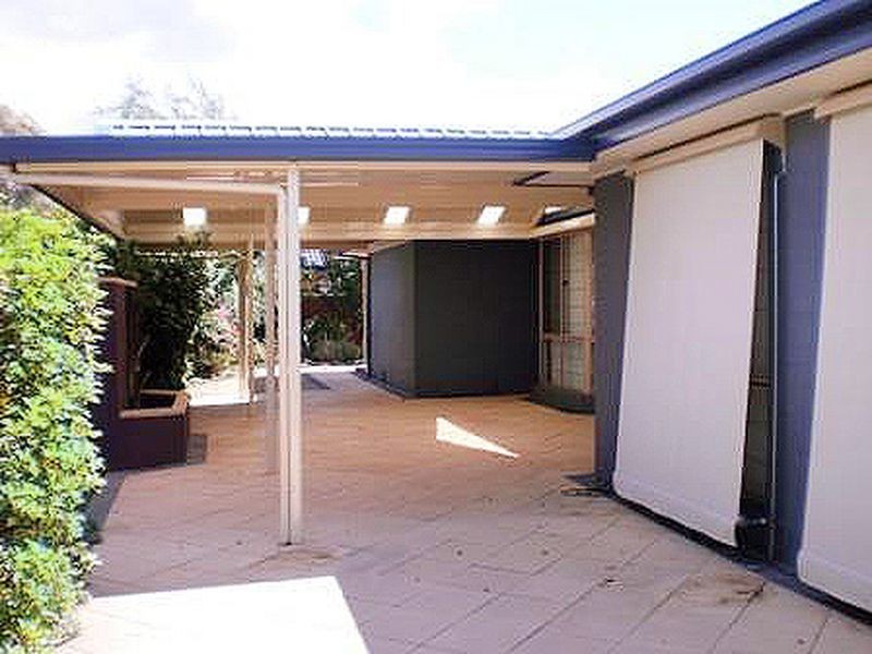 57 Bluestone Gardens, Jerrabomberra NSW 2619