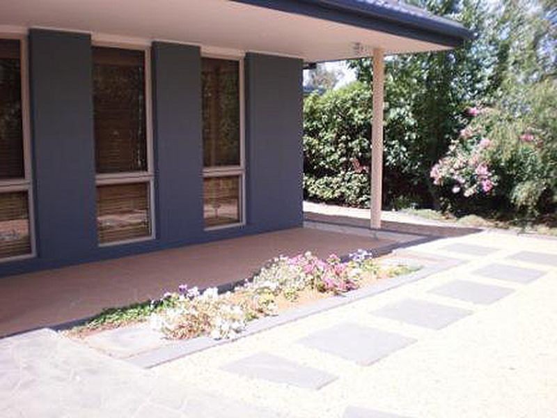 57 Bluestone Gardens, Jerrabomberra NSW 2619