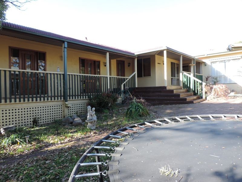 106 Brudenell Drive, Jerrabomberra NSW 2619