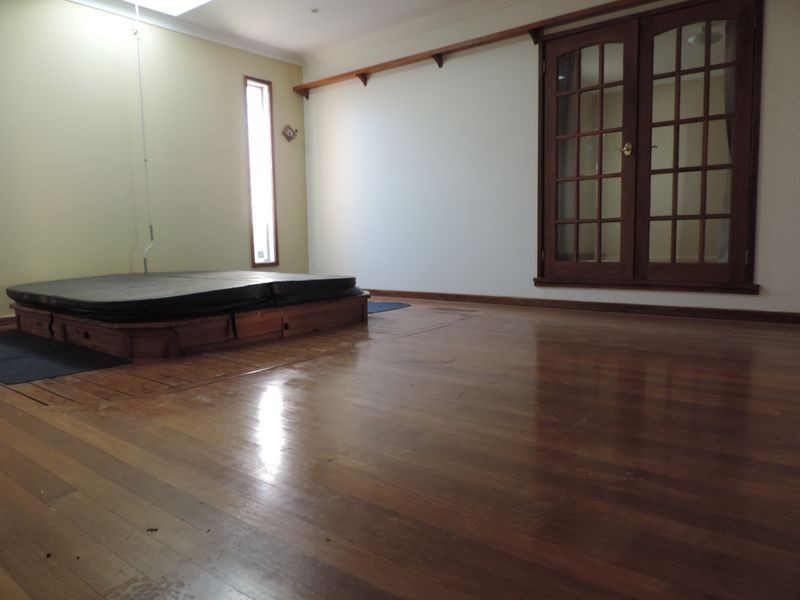 106 Brudenell Drive, Jerrabomberra NSW 2619