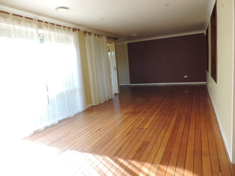 106 Brudenell Drive, Jerrabomberra NSW 2619