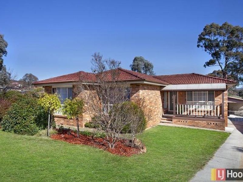 32 Glennie Place, Booroomba ACT 2620