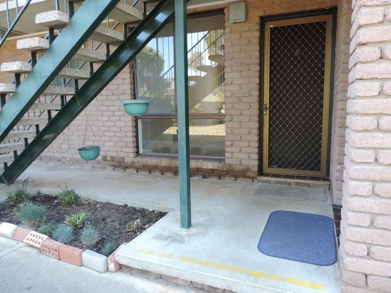 2/90 Collett Street, Queanbeyan NSW 2620