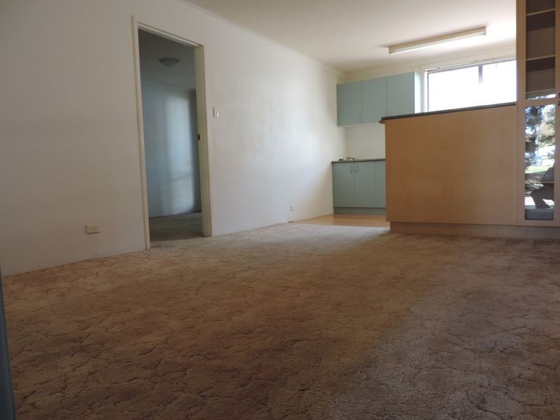 2/90 Collett Street, Queanbeyan NSW 2620