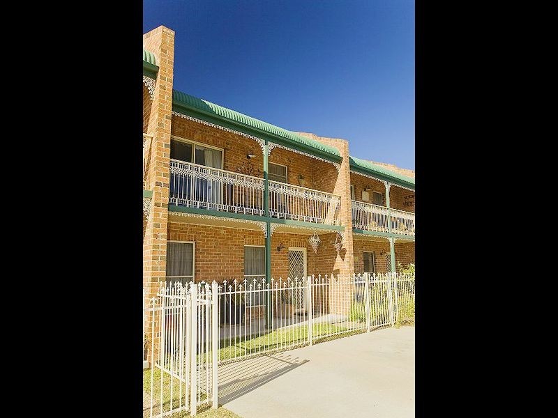 18/44 Carrington Street, Queanbeyan NSW 2620