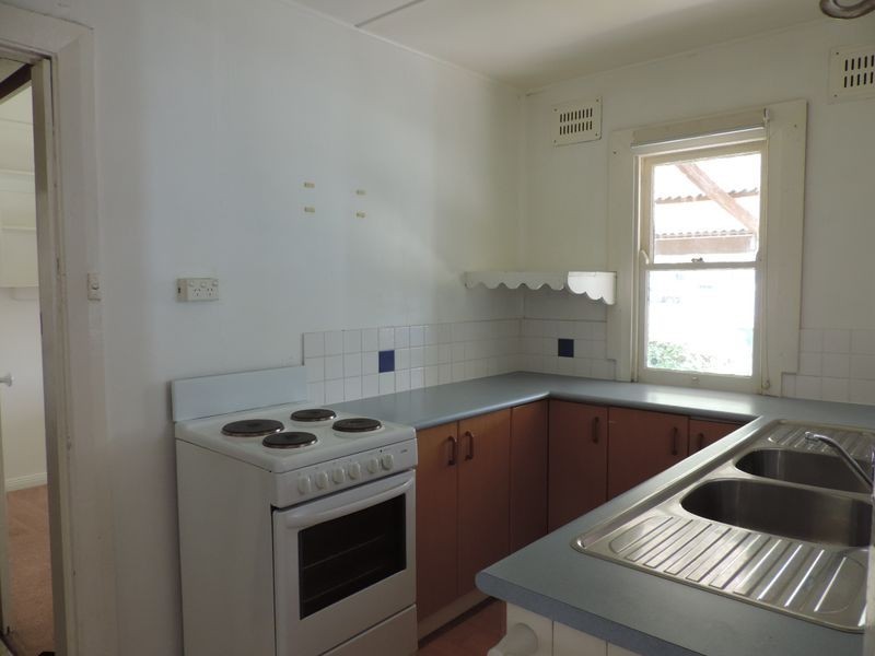64 Collett Street, Queanbeyan NSW 2620
