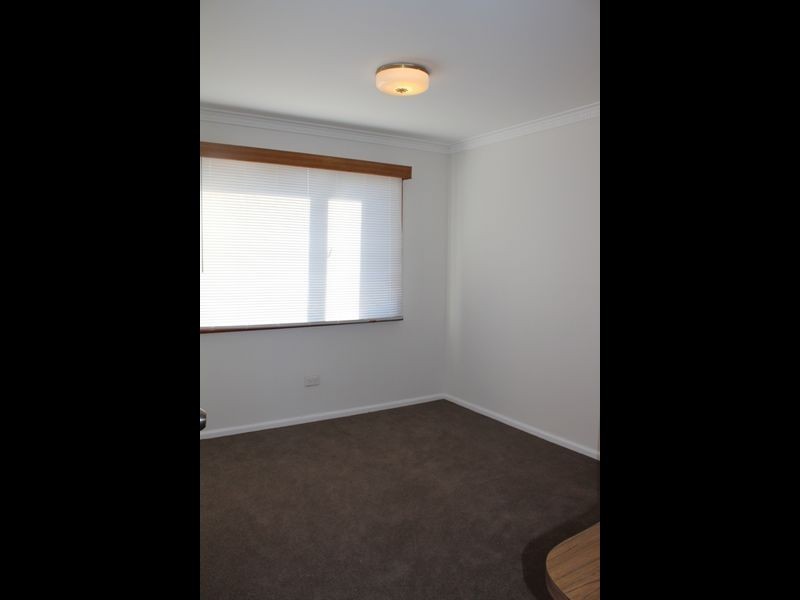 32 Mulloon Street, Queanbeyan NSW 2620