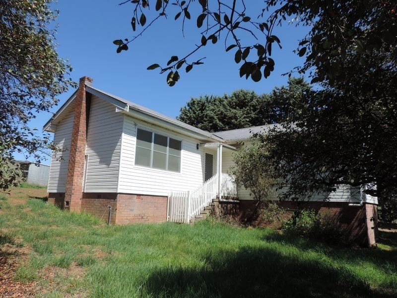 2/2200 Captains Flat Road, “Thuralill, Captains Flat NSW 2623