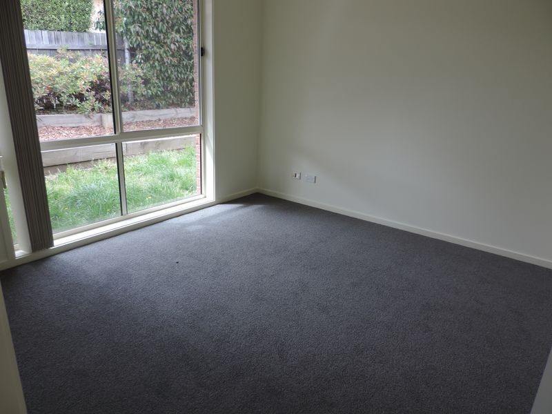 24 Ironbark Circuit, Jerrabomberra NSW 2619