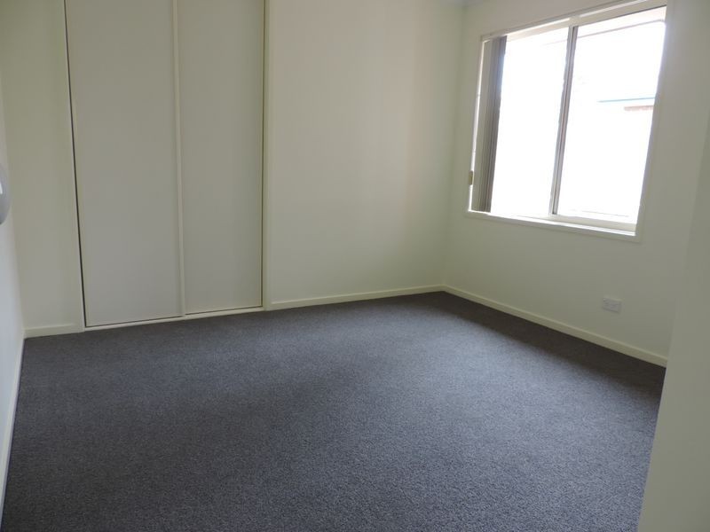 24 Ironbark Circuit, Jerrabomberra NSW 2619