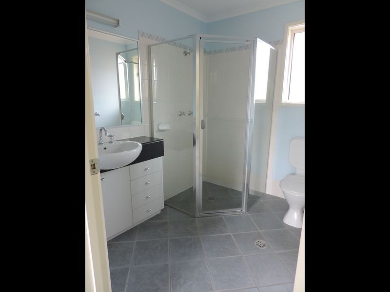 24 Ironbark Circuit, Jerrabomberra NSW 2619