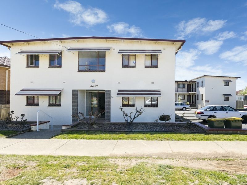 1/10 Arthur Street, Queanbeyan NSW 2620