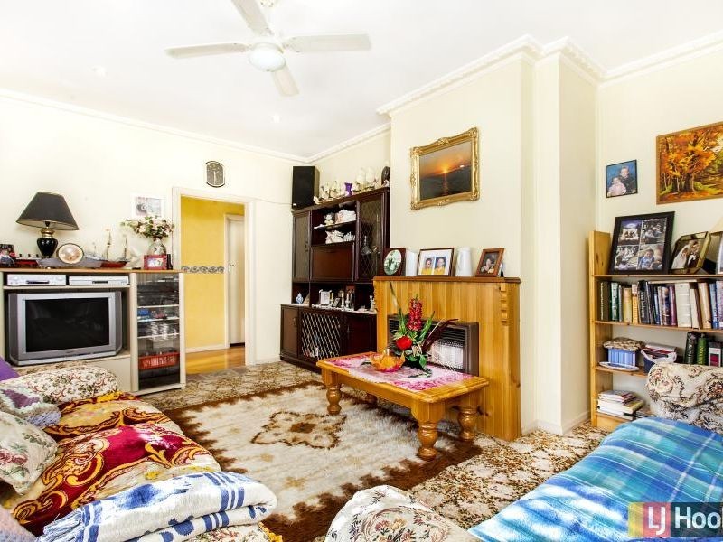 76 Ross Road, Queanbeyan NSW 2620