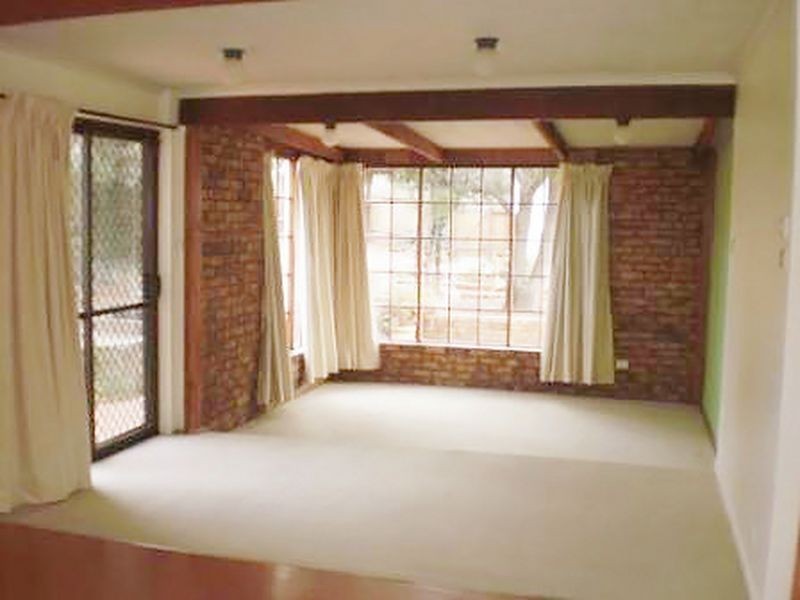 27 White Avenue, Queanbeyan NSW 2620