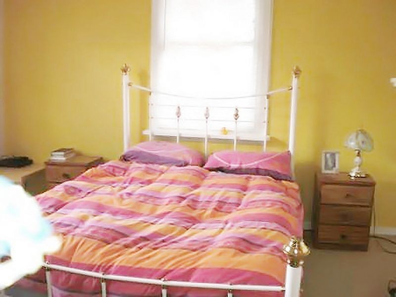 27 White Avenue, Queanbeyan NSW 2620