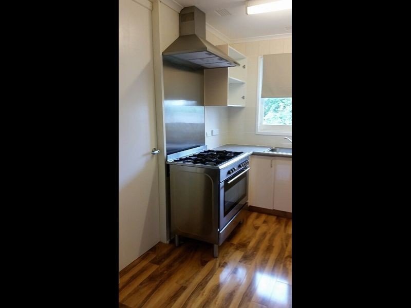 33 Oleria Street, Queanbeyan NSW 2620