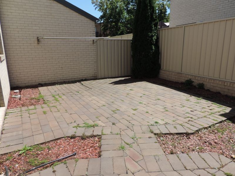 2/6 Yass Road, Queanbeyan NSW 2620