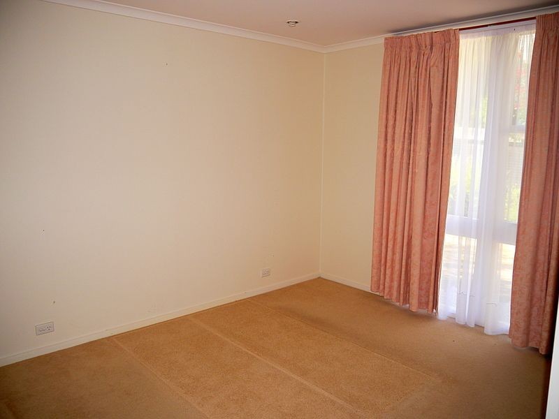 4B Crawford Street, Queanbeyan NSW 2620