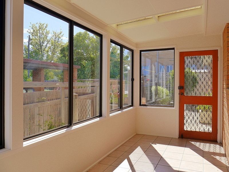 4B Crawford Street, Queanbeyan NSW 2620