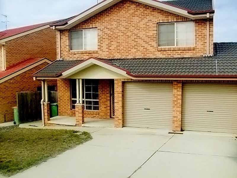 28B Kinsella Street, Queanbeyan NSW 2620