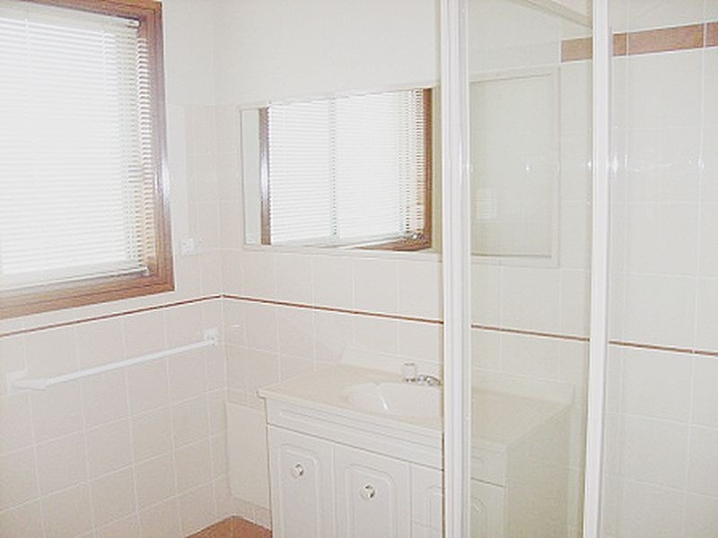 28B Kinsella Street, Queanbeyan NSW 2620