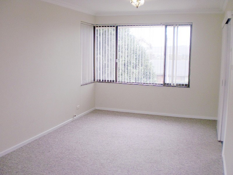 2/20 Cassidy Street, Queanbeyan NSW 2620